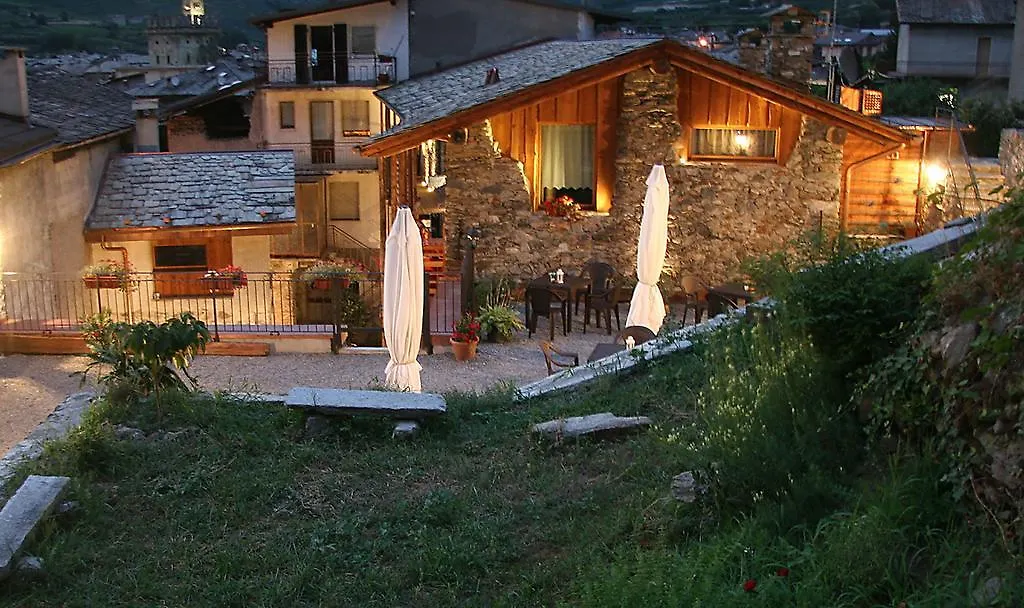 ** Guest house Ostello Del Castello Tirano Italy