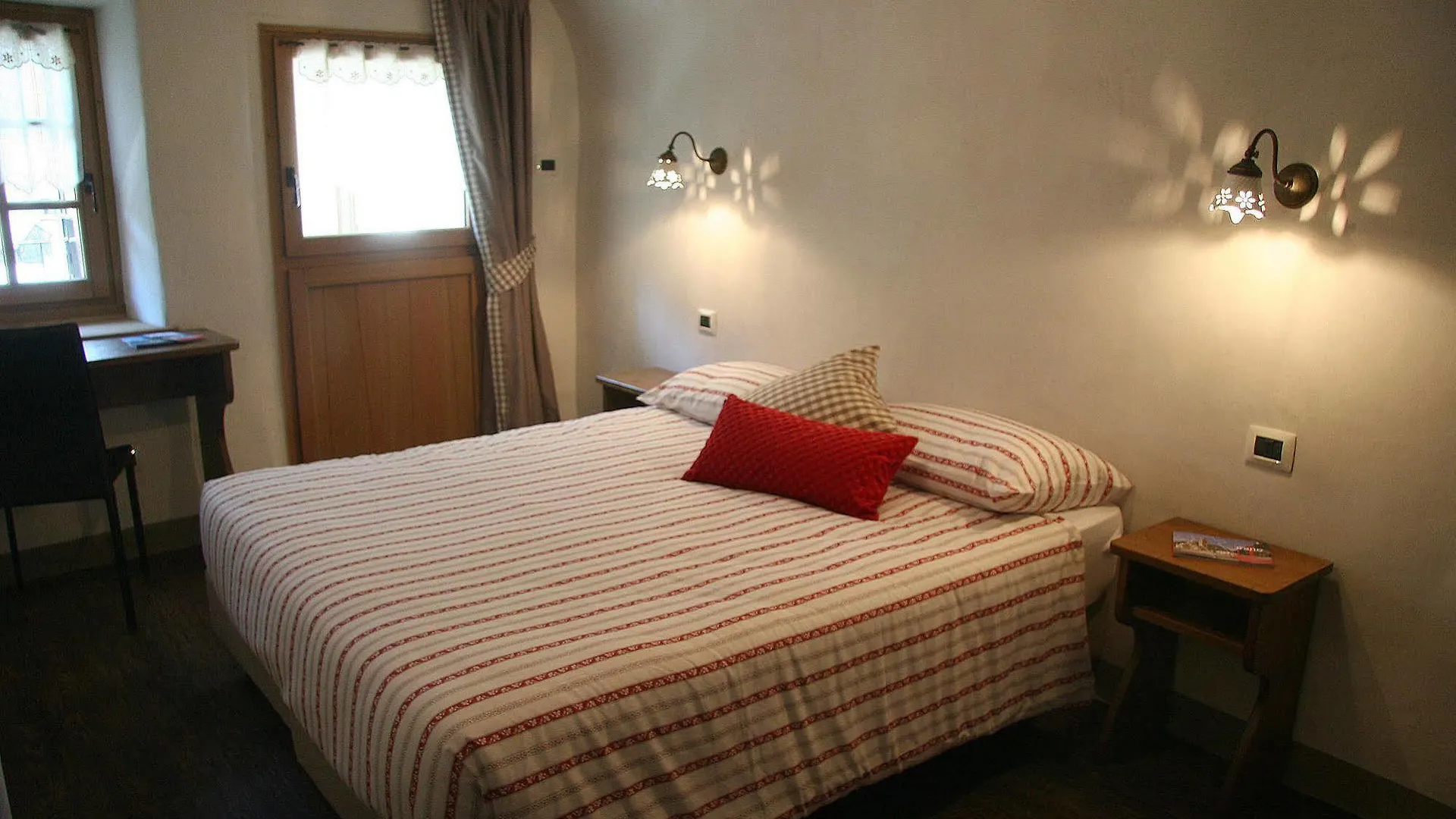 ** Guest house Ostello Del Castello Tirano Italy